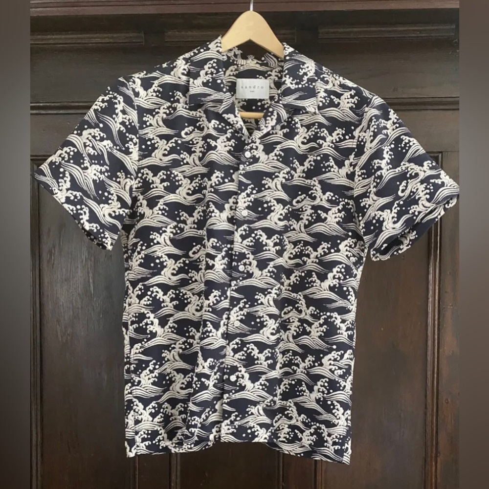 Sandro Waves Shirt – Men's Medium. Excellent condition. Very soft unique texture